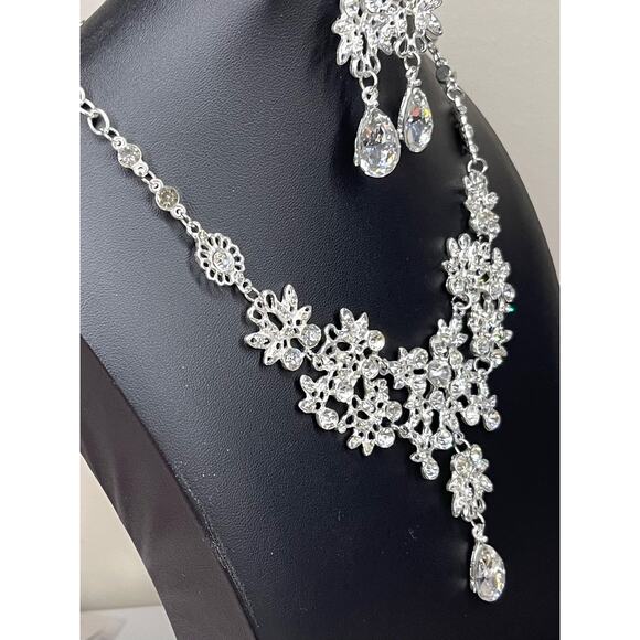 Statement Necklace & Earrings Matching Set Clear Silver Jewelry S26 - Picture 3 of 5